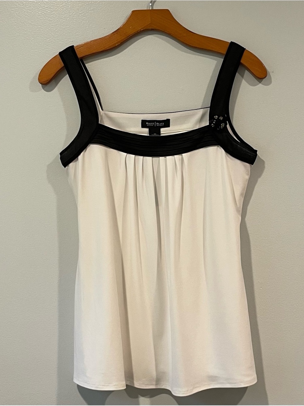 White House Black Market White top with Black Trim